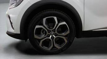 Renault Captur TECHNO E-TECH