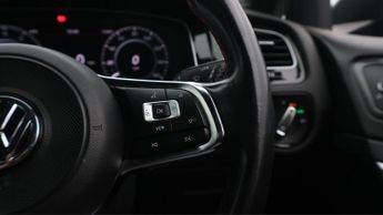 Volkswagen Golf GTI PERFORMANCE TSI DSG