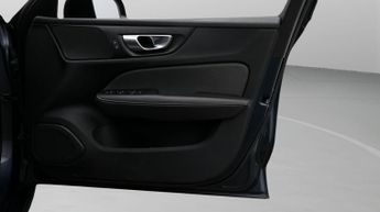 Volvo V60 RECHARGE T6 R-DESIGN AWD