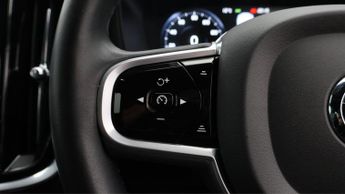 Volvo V60 RECHARGE T6 R-DESIGN AWD