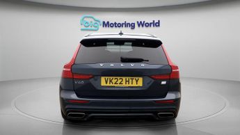 Volvo V60 RECHARGE T6 R-DESIGN AWD