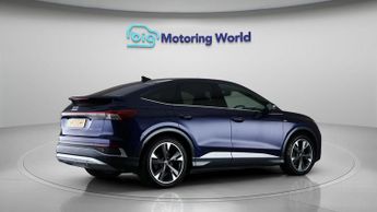 Audi Q4 e-tron SPORTBACK S LINE