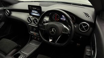 Mercedes-Benz CLA CLA 220 D AMG LINE NIGHT EDITION