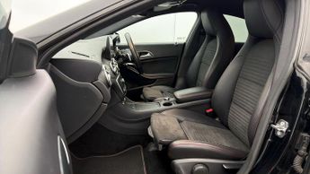 Mercedes-Benz CLA CLA 220 D AMG LINE NIGHT EDITION