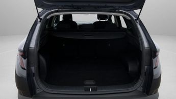 Hyundai TUCSON T-GDI SE CONNECT DCT