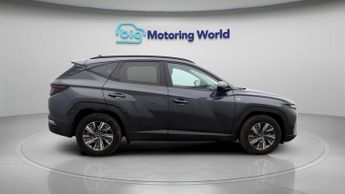 Hyundai TUCSON T-GDI SE CONNECT DCT