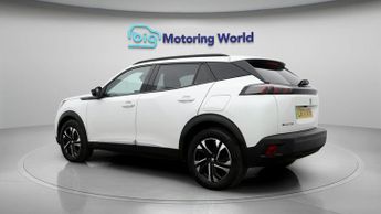 Peugeot E-2008 ALLURE PREMIUM