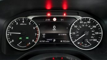 Nissan Qashqai DIG-T ACENTA PREMIUM DCT