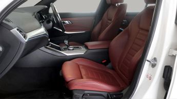 BMW 3 Series 330E M SPORT