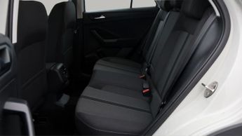 Volkswagen T-Roc LIFE TSI DSG