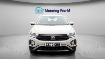 Volkswagen T-Roc LIFE TSI DSG