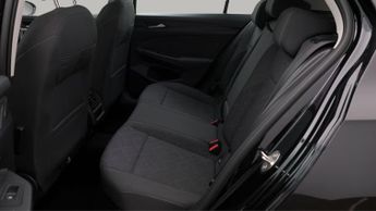 Volkswagen Golf LIFE TDI DSG