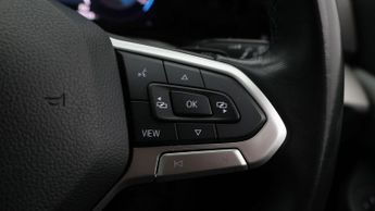 Volkswagen Golf LIFE TDI DSG