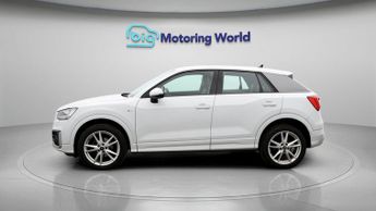 Audi Q2 TDI S LINE