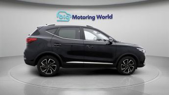MG MG ZS EXCLUSIVE T-GDI