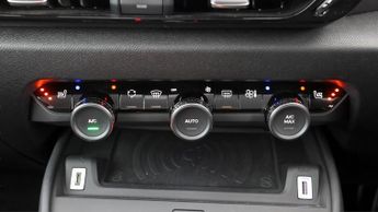 Citroen e-C4 SHINE PLUS