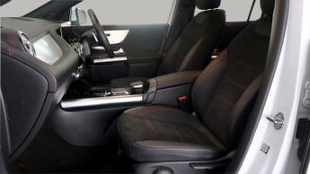 Mercedes-Benz EQA EQA 300 4MATIC AMG LINE