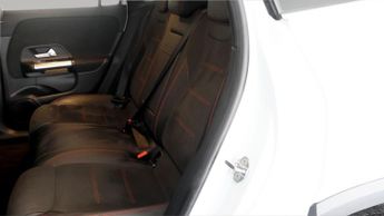 Mercedes-Benz EQA EQA 300 4MATIC AMG LINE