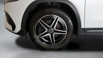 Mercedes-Benz EQA EQA 300 4MATIC AMG LINE