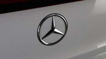 Mercedes-Benz EQA EQA 300 4MATIC AMG LINE