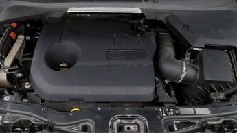 Land Rover Discovery Sport R-DYNAMIC SE