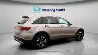Mercedes-Benz GLC GLC 220 D 4MATIC SPORT