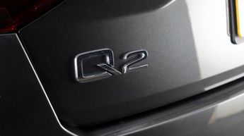 Audi Q2 TFSI S LINE