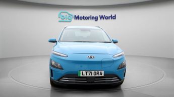 Hyundai KONA PREMIUM