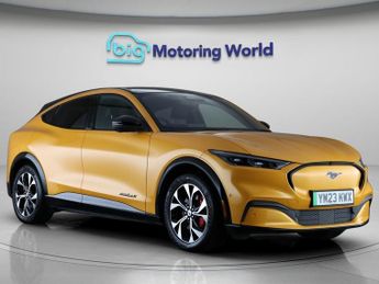 Ford Mustang Mach-E BASE