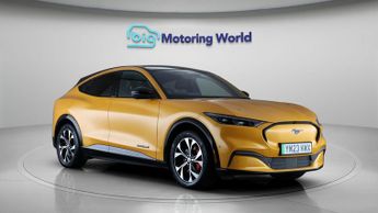 Ford Mustang Mach-E BASE