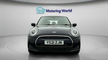 MINI Hatch COOPER EXCLUSIVE