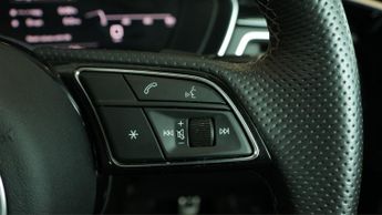 Audi A4 Avant AVANT TFSI S LINE BLACK EDITION