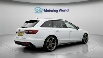 Audi A4 Avant AVANT TFSI S LINE BLACK EDITION
