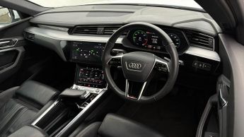 Audi e-tron QUATTRO S LINE