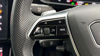 Audi e-tron QUATTRO S LINE