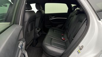 Audi e-tron QUATTRO S LINE
