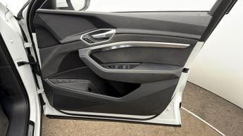 Audi e-tron QUATTRO S LINE