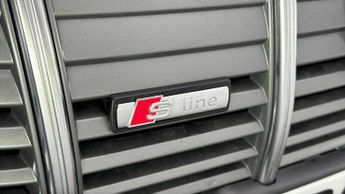 Audi e-tron QUATTRO S LINE