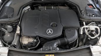 Mercedes-Benz E Class E 220 D AMG LINE PREMIUM