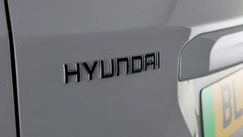 Hyundai KONA PREMIUM