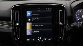 Volvo XC40 B4 R-DESIGN PRO