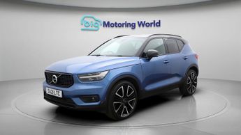 Volvo XC40 B4 R-DESIGN PRO
