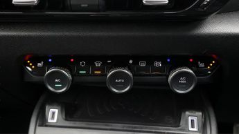 Citroen e-C4 SHINE PLUS