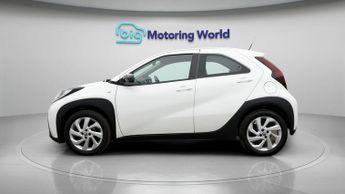 Toyota Aygo X VVT-I PURE