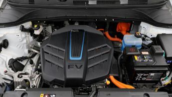 Hyundai KONA PREMIUM