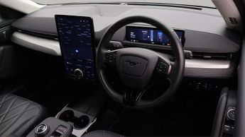 Ford Mustang Mach-E BASE