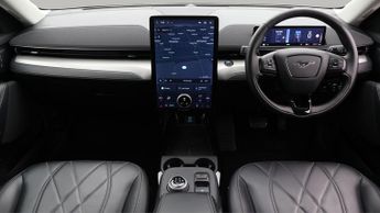 Ford Mustang Mach-E BASE