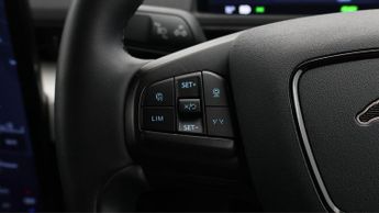 Ford Mustang Mach-E BASE