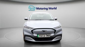 Ford Mustang Mach-E BASE