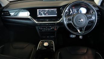 Kia Niro 4 PLUS